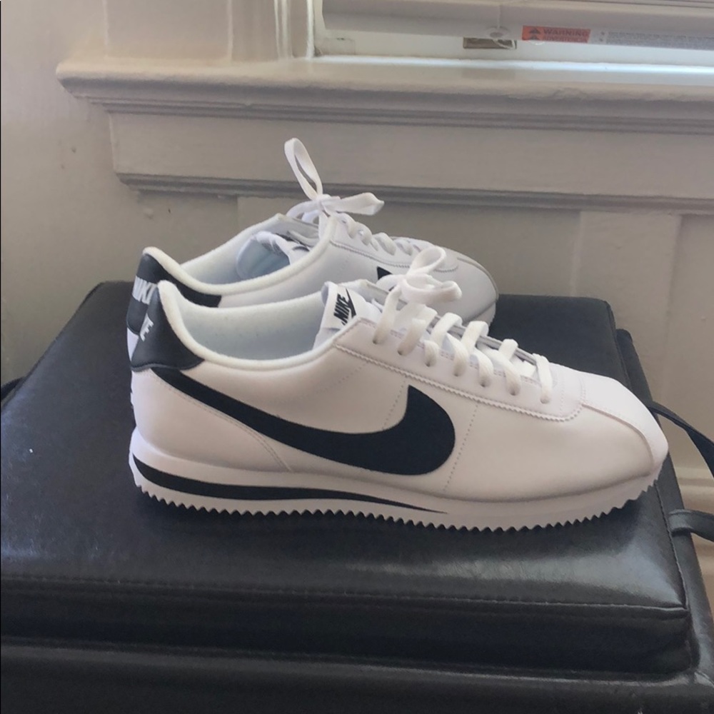 Nike Cortez size 10.5